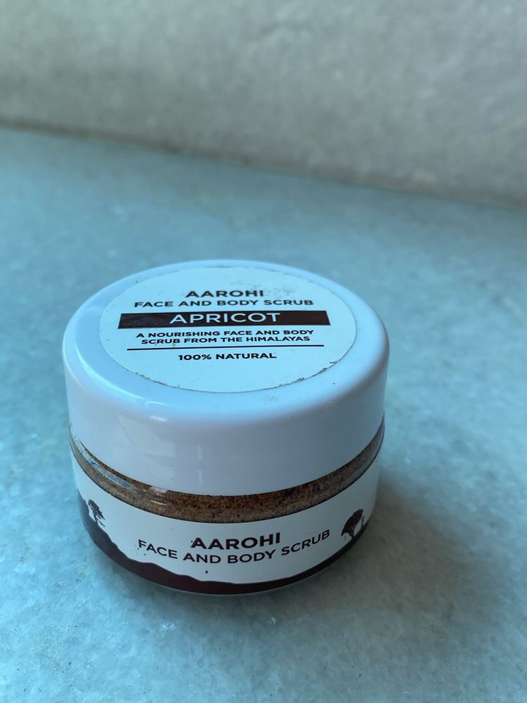 Aarohi Face And Body Scrub Apricot