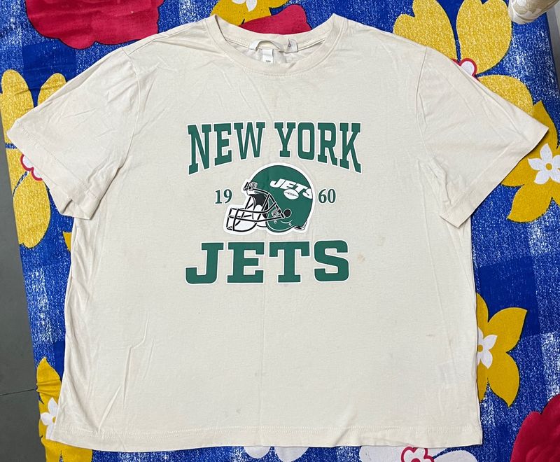 H&M (medium) T-shirt With New York Jets Motif