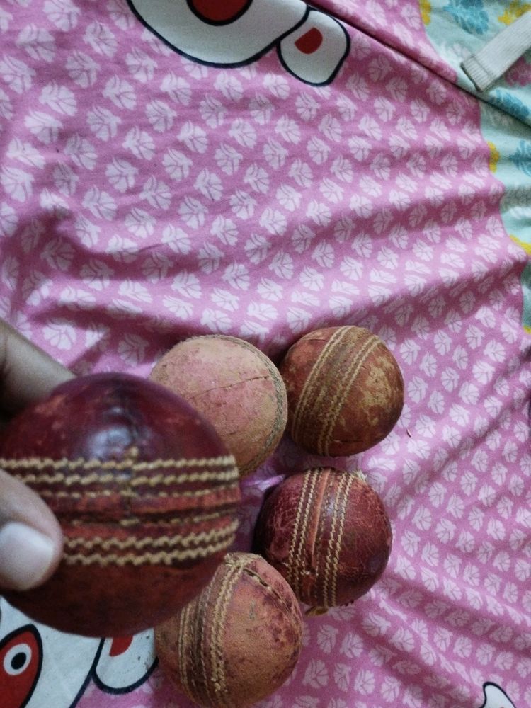 Cricket Leather ball