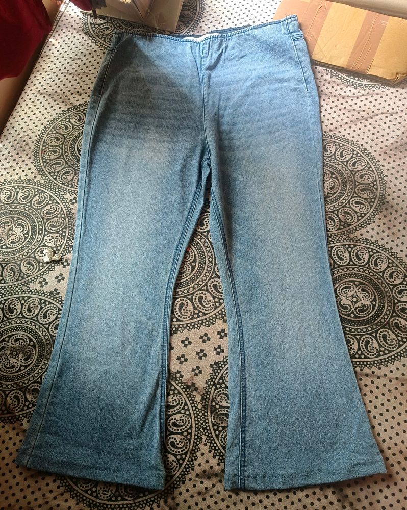 New Stylish Bootcut Jeans