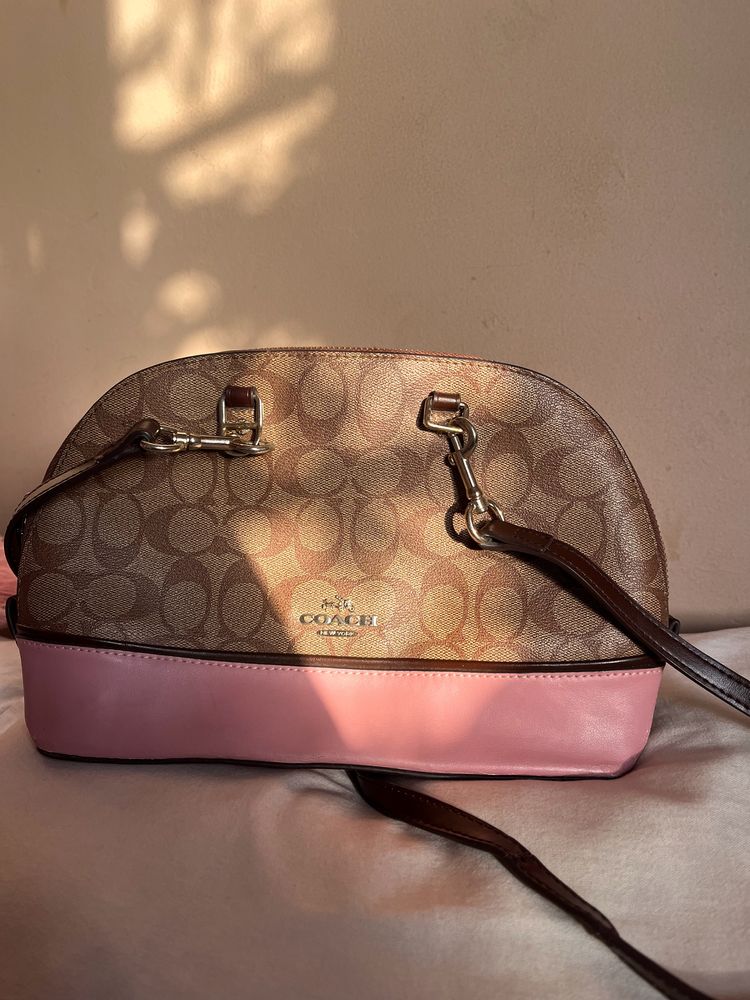 Coach Sierra Handbag🌼