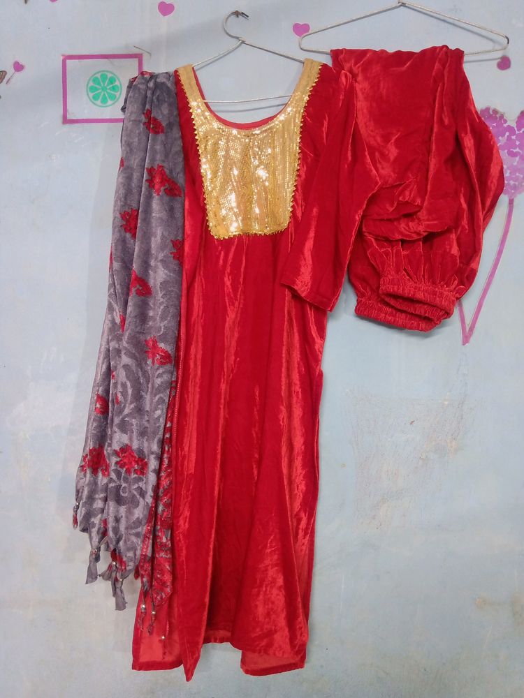 Red Shehneel Suit