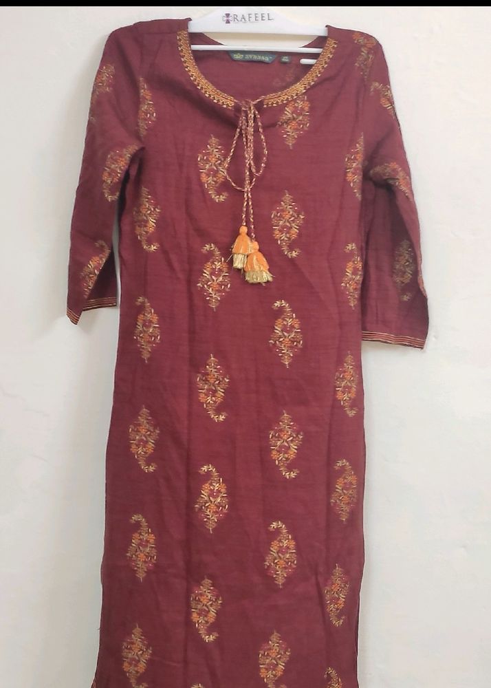 Avaasa Kurta