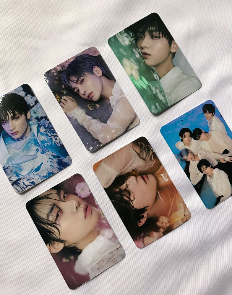 TXT Photocards Set