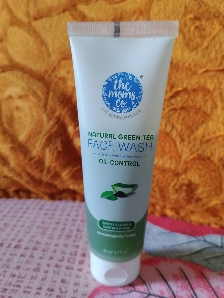 The Moms Co. Green Tea Face Wash