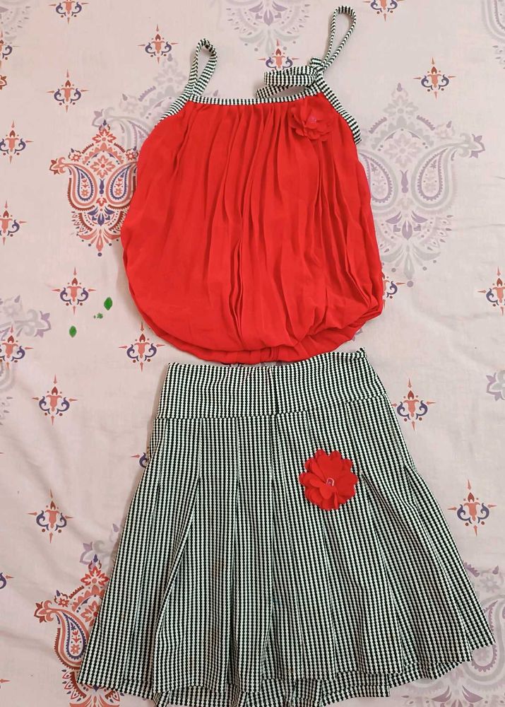 Tshirt Skirt Set,Red Top, Black White Check Bottom