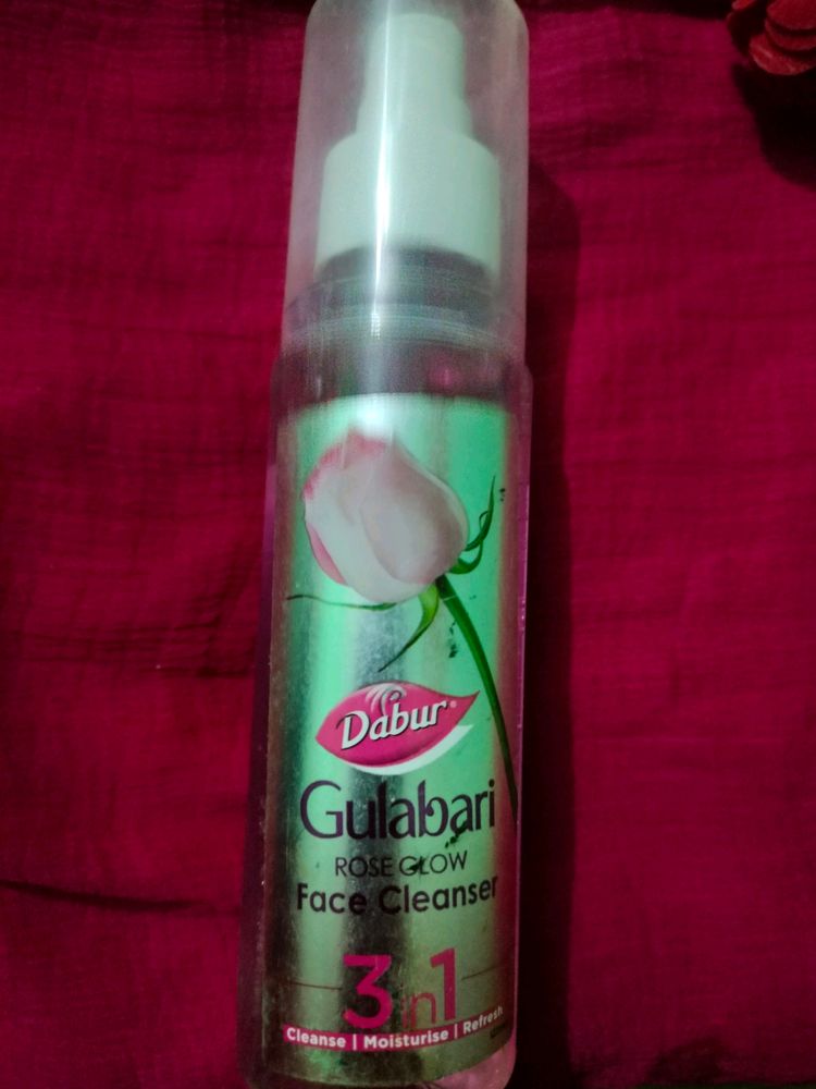 Gulabari Rose Glow Face Cleanser