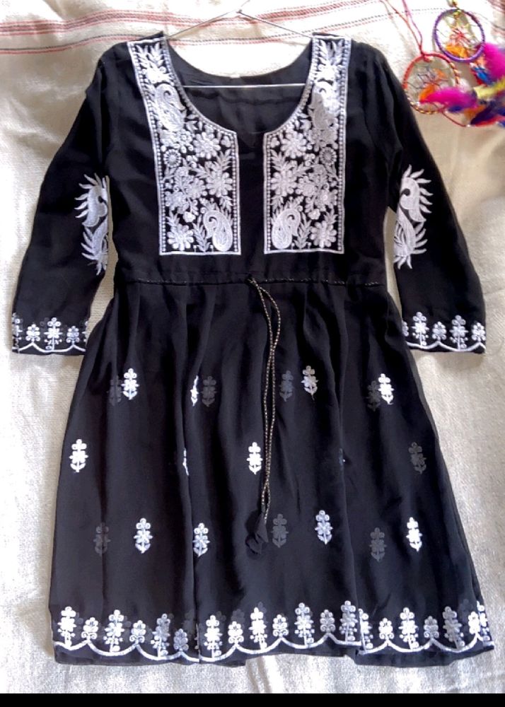 Kurti Black Chikankari