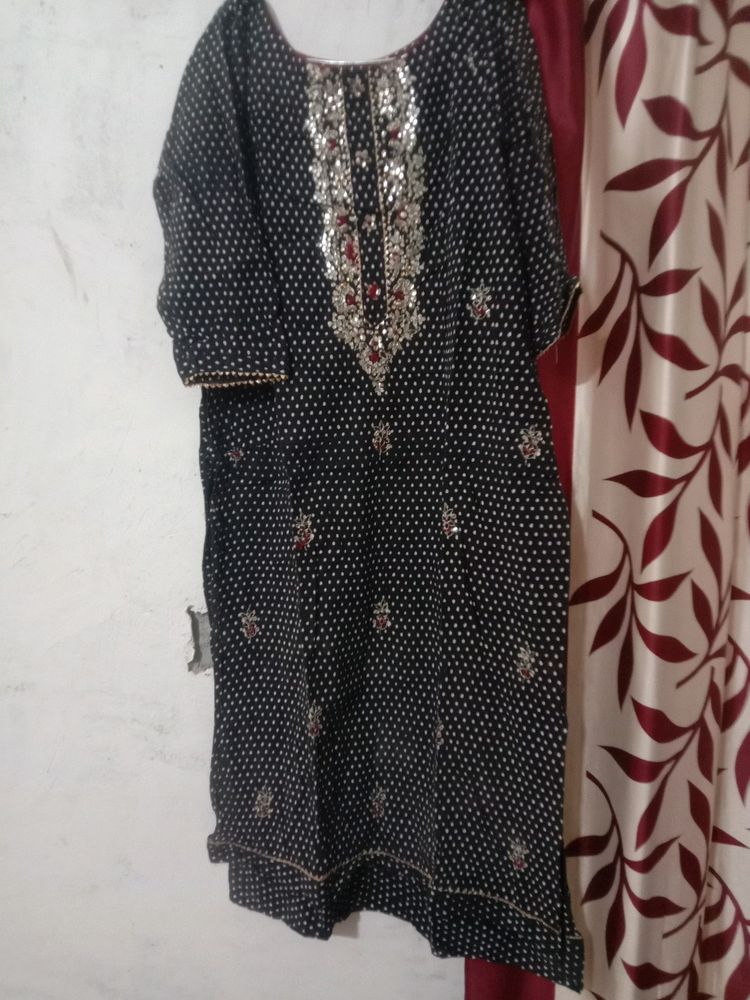 Black polka dot kurta