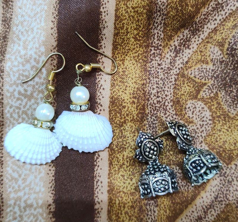 Pack Of Two Earrings