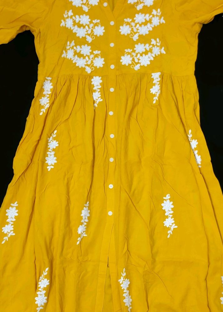 Purvija Embroidered Anarkali Kurta