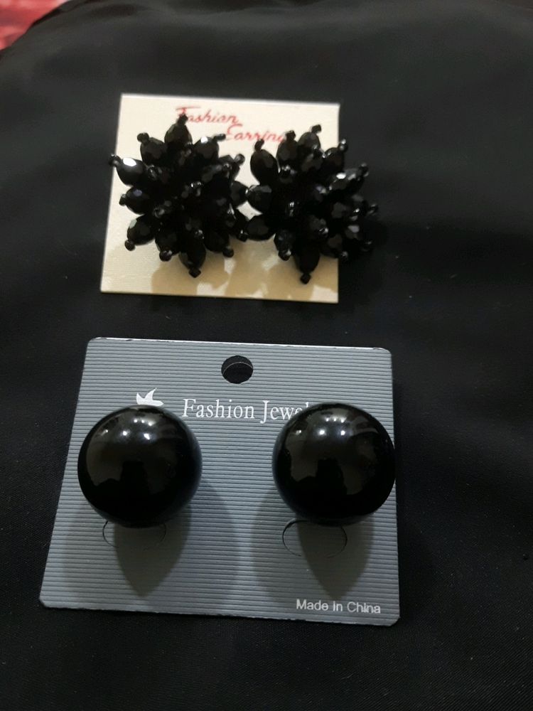 Black Preety Ear Tops😍🤩