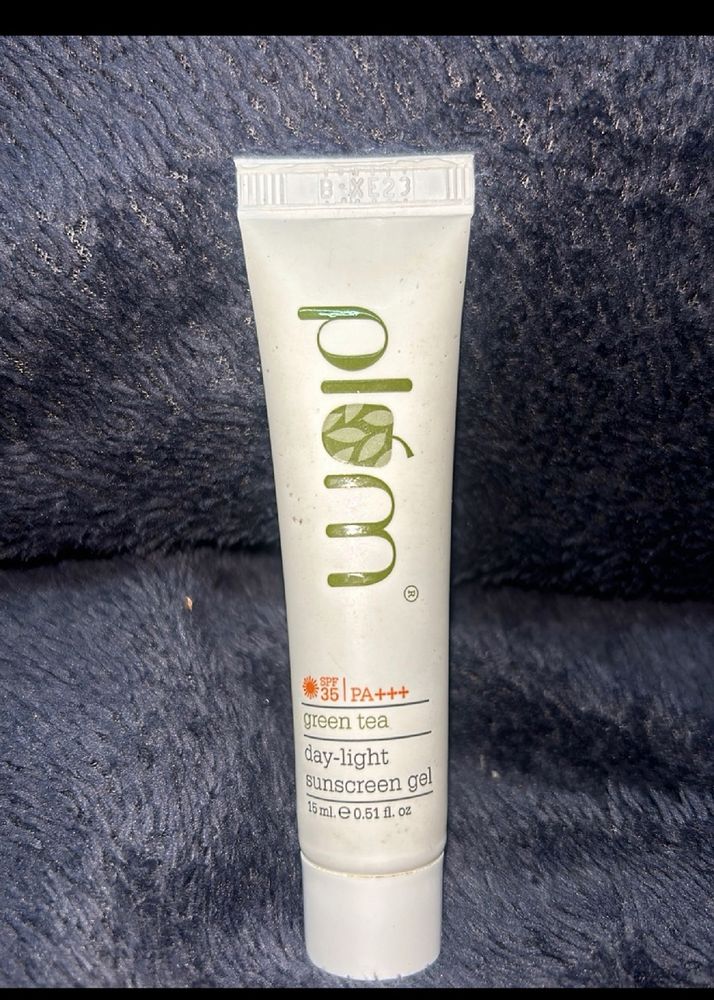 PLUM GREEN TEA SUNSCREEN GEL