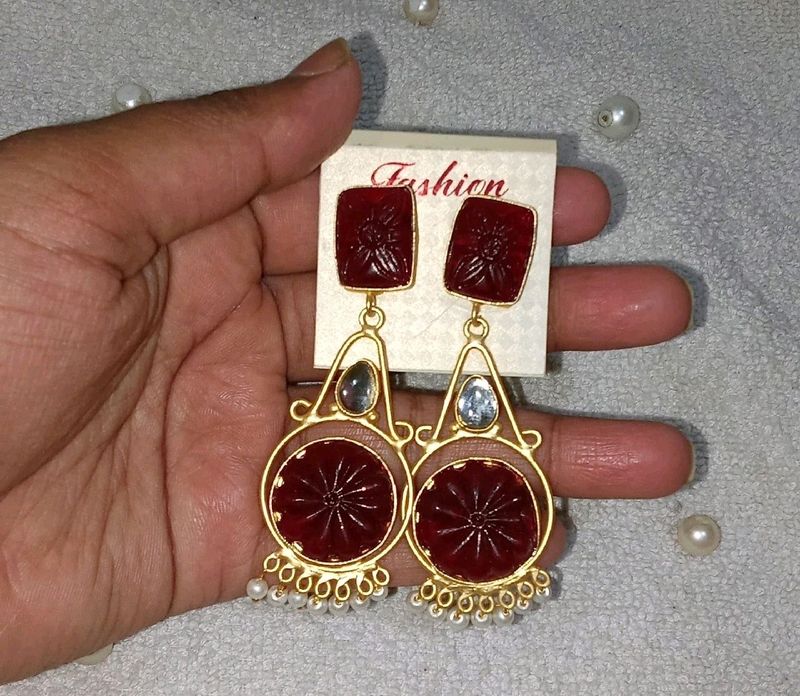 Stunning Earrings 💅🏻