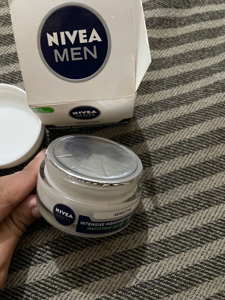 Nivea men sensitive intensive moisturising cream