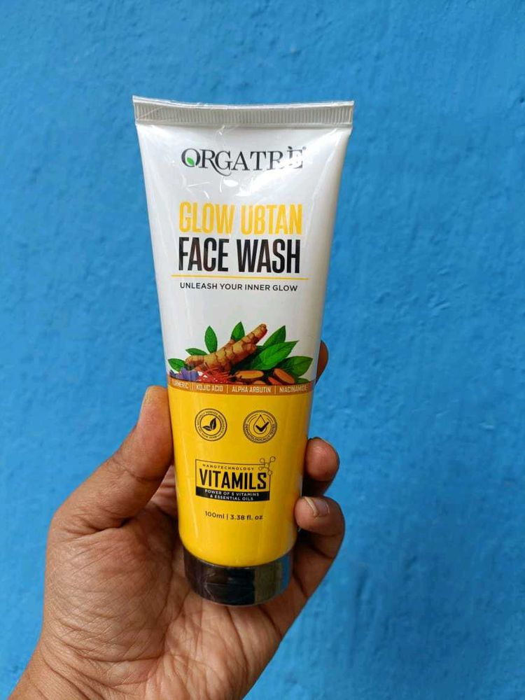 Glow Ubtan Facewash For Glowing Skin