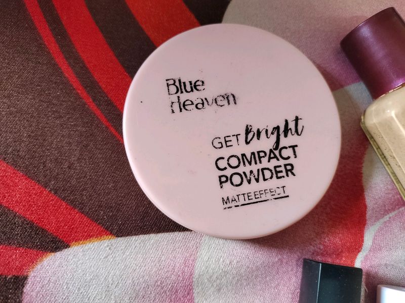 Compact Powder And Foundation