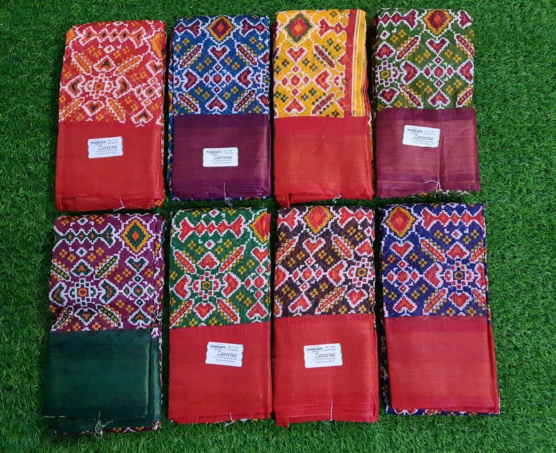 @500/- Each Saree Zareena Dailywear Sarees