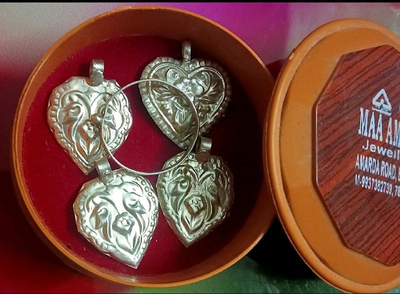 Pure Silver Locket Pack Of 4 , One Ring Free