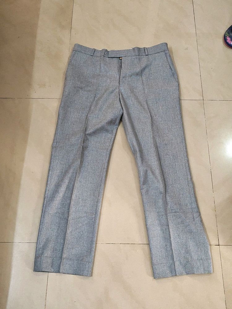 Men's 36 Inches Pant Grey Colour