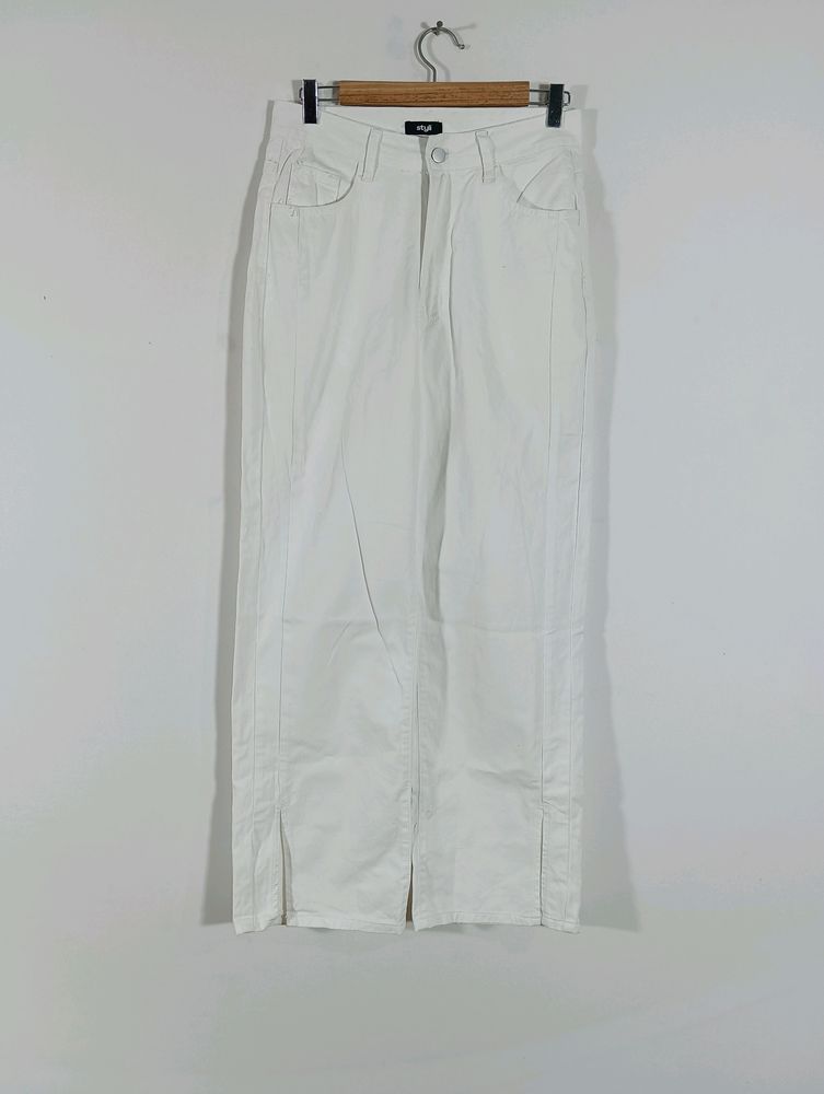 White Plain Casual Jeans (Women)