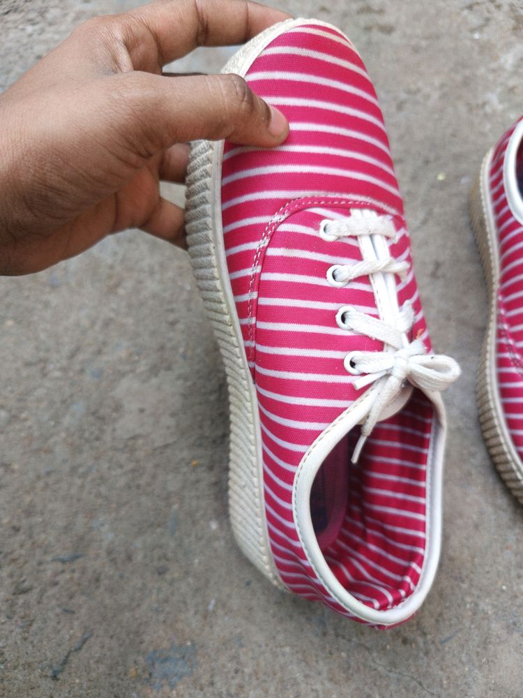 Pink Sneaker