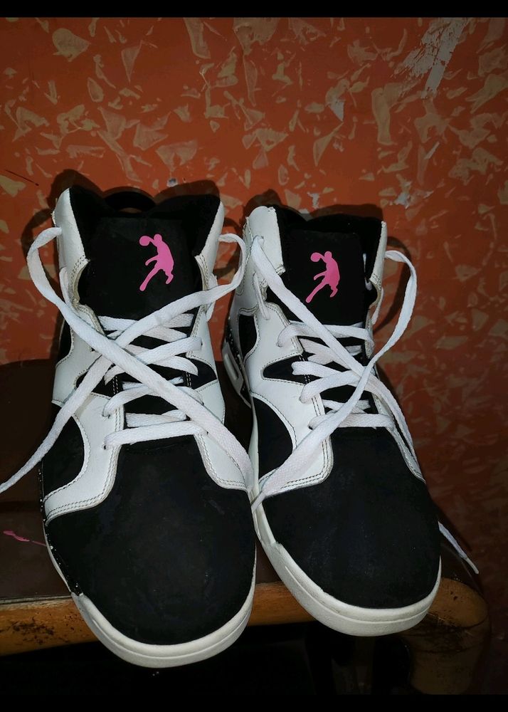 Jordan's High Top