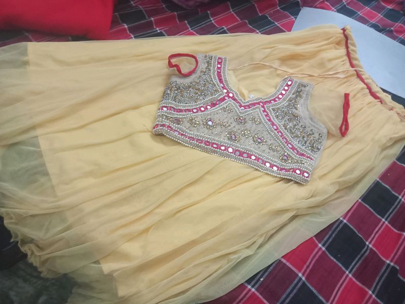 Lahanga Choli