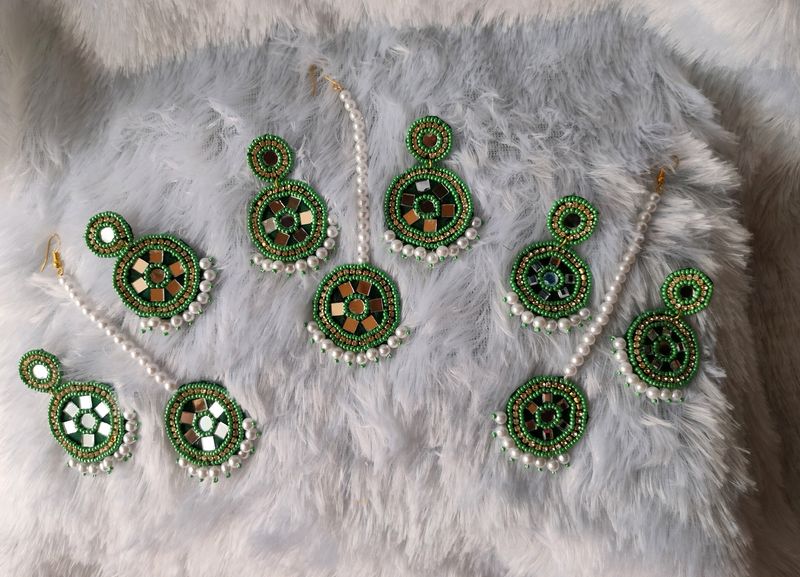 Set Of Earrings And Mangtika