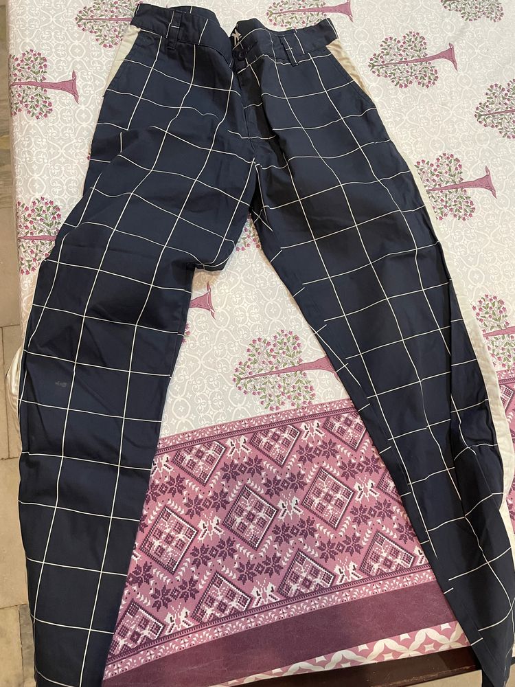 Men Checked Casual Trouser