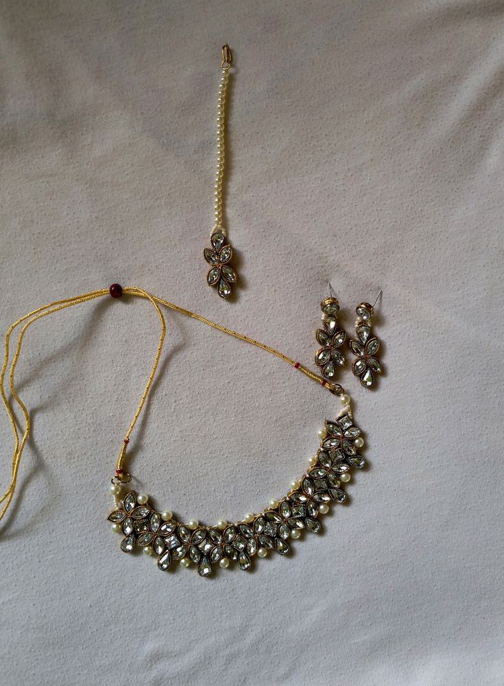 Necklace Set