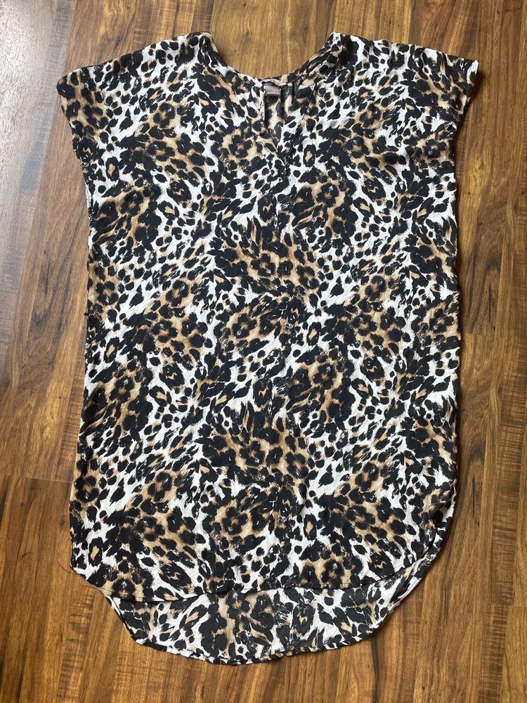 Leopard Print Long Shirt/Top