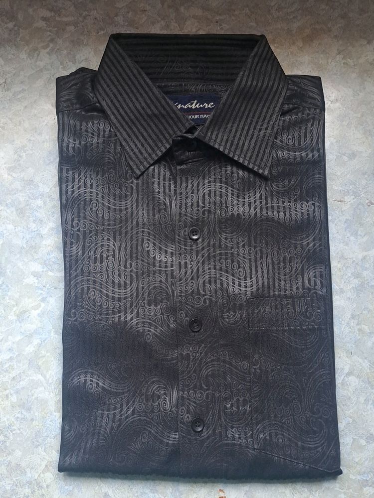 Full Sleeves Shirt With Front Pocket Used Once