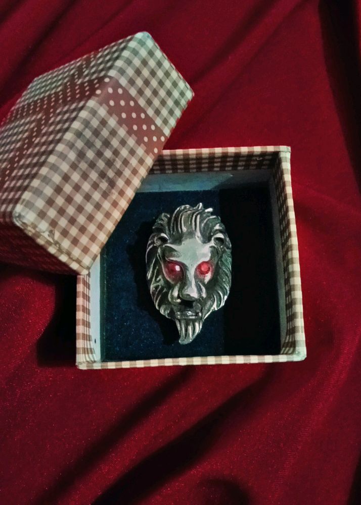 Aesethetic Men's Elegant Lion Face Ring