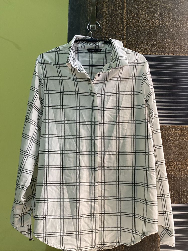 White check Shirt