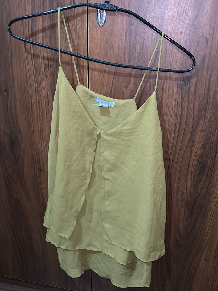 Small Size Strap Top