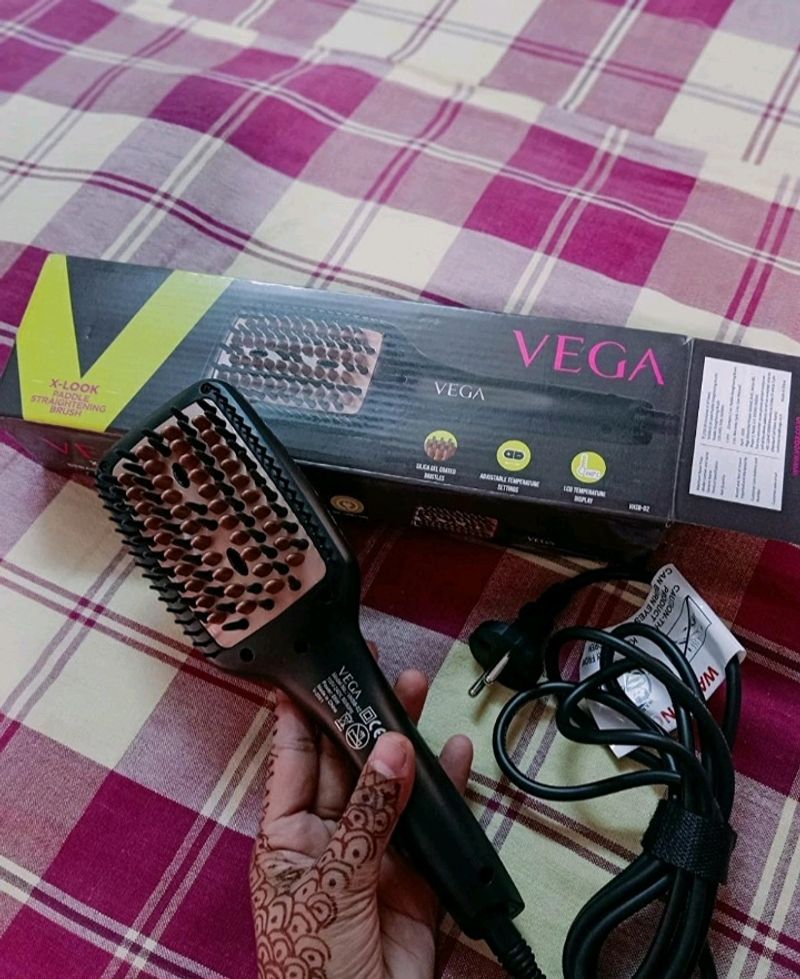 VEGA X-Look Hair Straightening Brush with Ionic & Anti-Sclad Technology & Adjustable Temperature