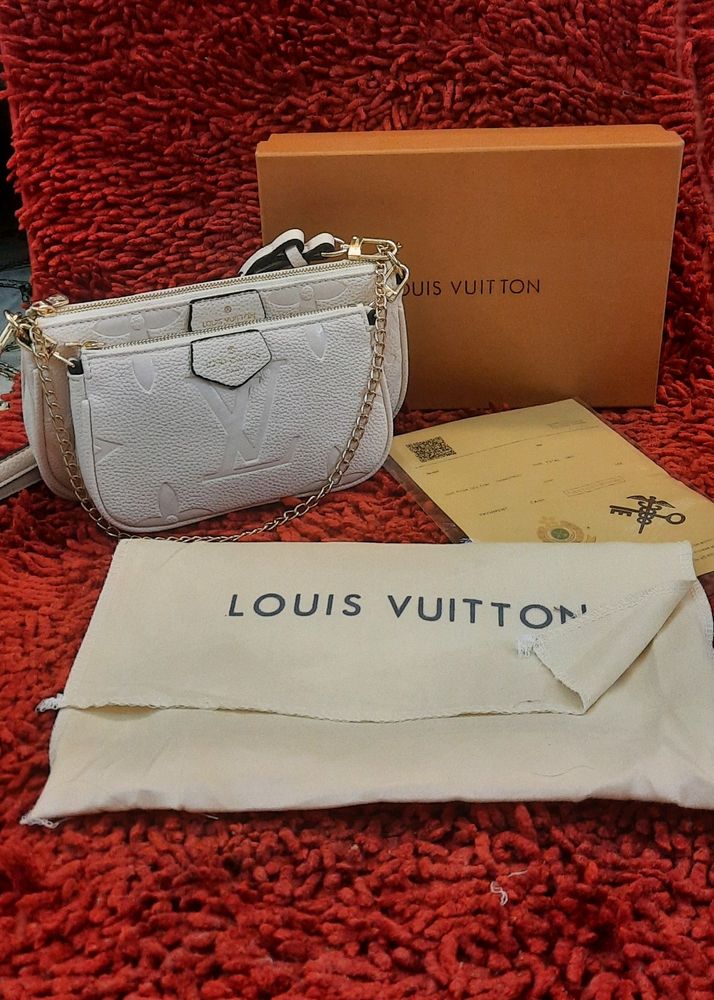 AUTHENTIC LOUIS VUITTON