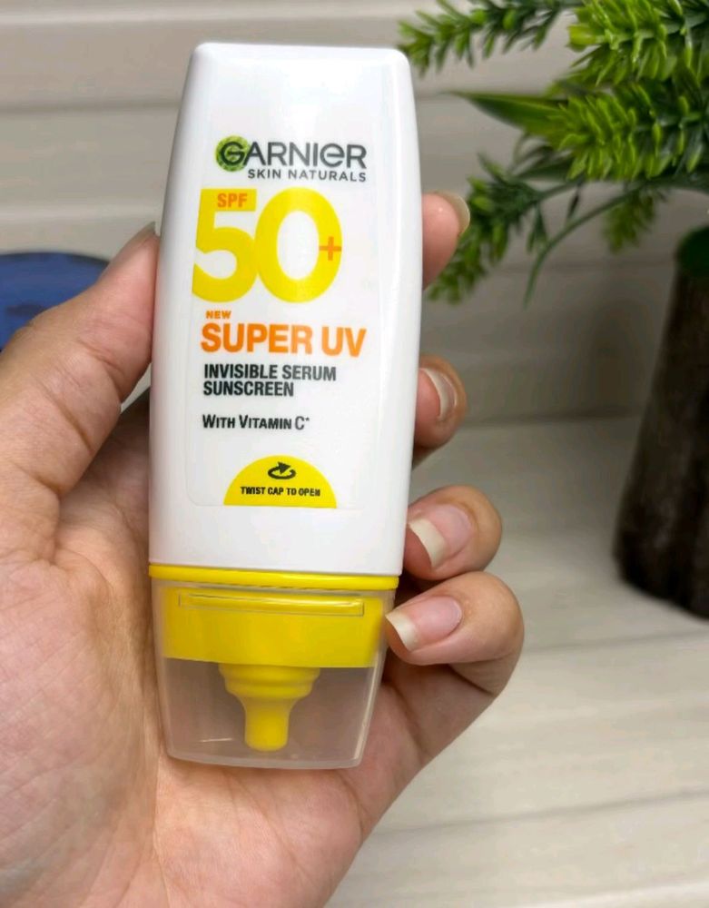 Garnier Super UV Spf50 Invisible Serum Sunscreen