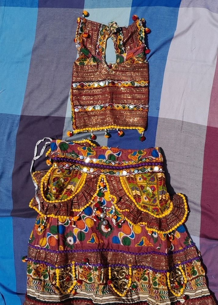 I'm Selling Navratri Special Chaniya choli.