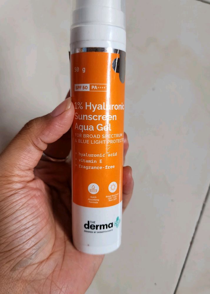 Derma Co 1% Hyaluronic Acid Sunscreen
