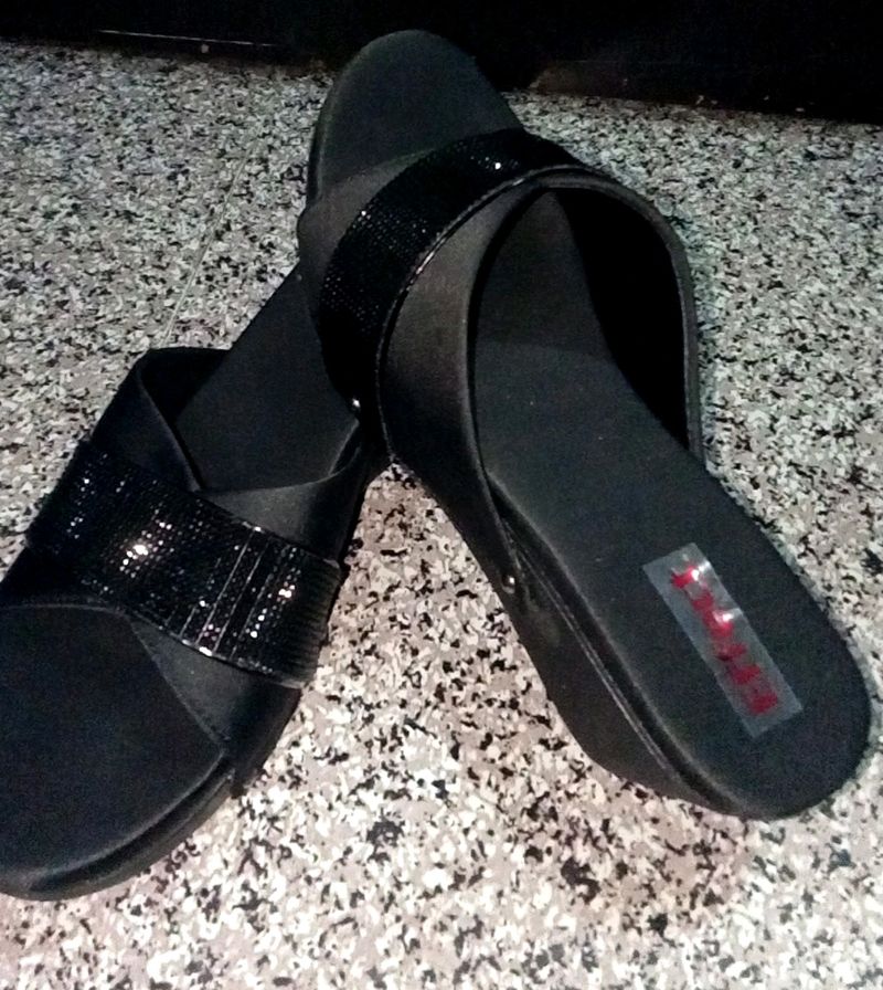 Black Sandal So Beautiful