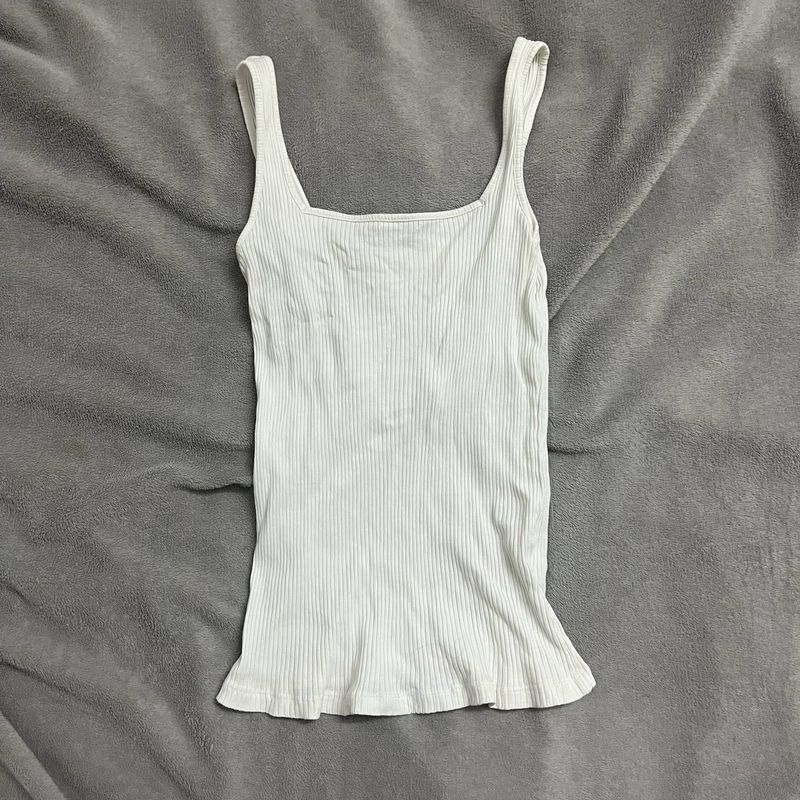 STRECHY WHITE TANK TOP