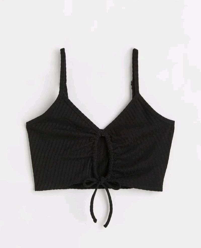 Blacked Ribbed  Front Cut Out Fitting Crop Tops