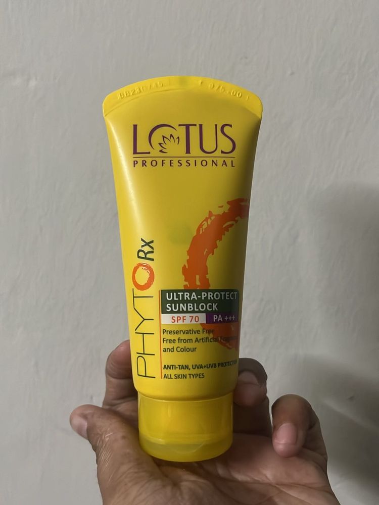 Lotus Professional PHYTORx SPF 70 Sunscreen