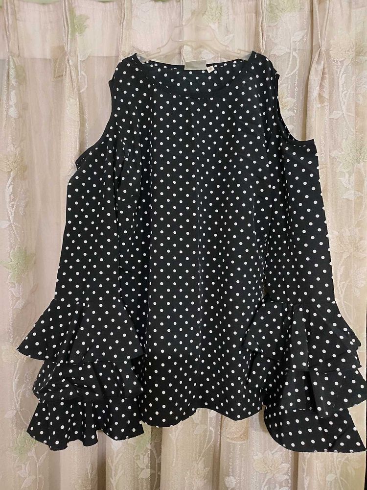 Polka-Dotted Black Cold Shoulder Top