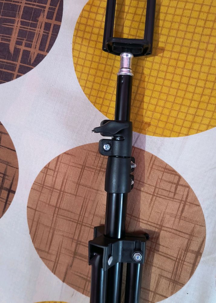 Mobile Tripod For Video Making