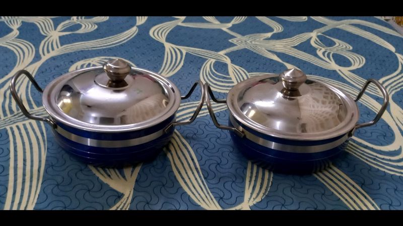 Set Of 2 Serving Dishes With Lids