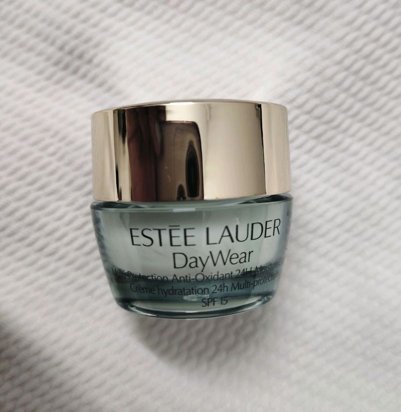 Estee Lauder Day Wear Moisturizer Creme With Spf15