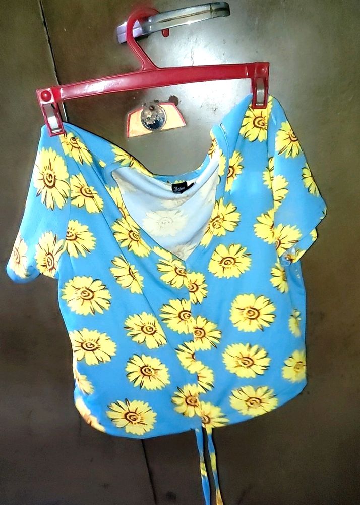 A Pretty Sunflower Crop Top